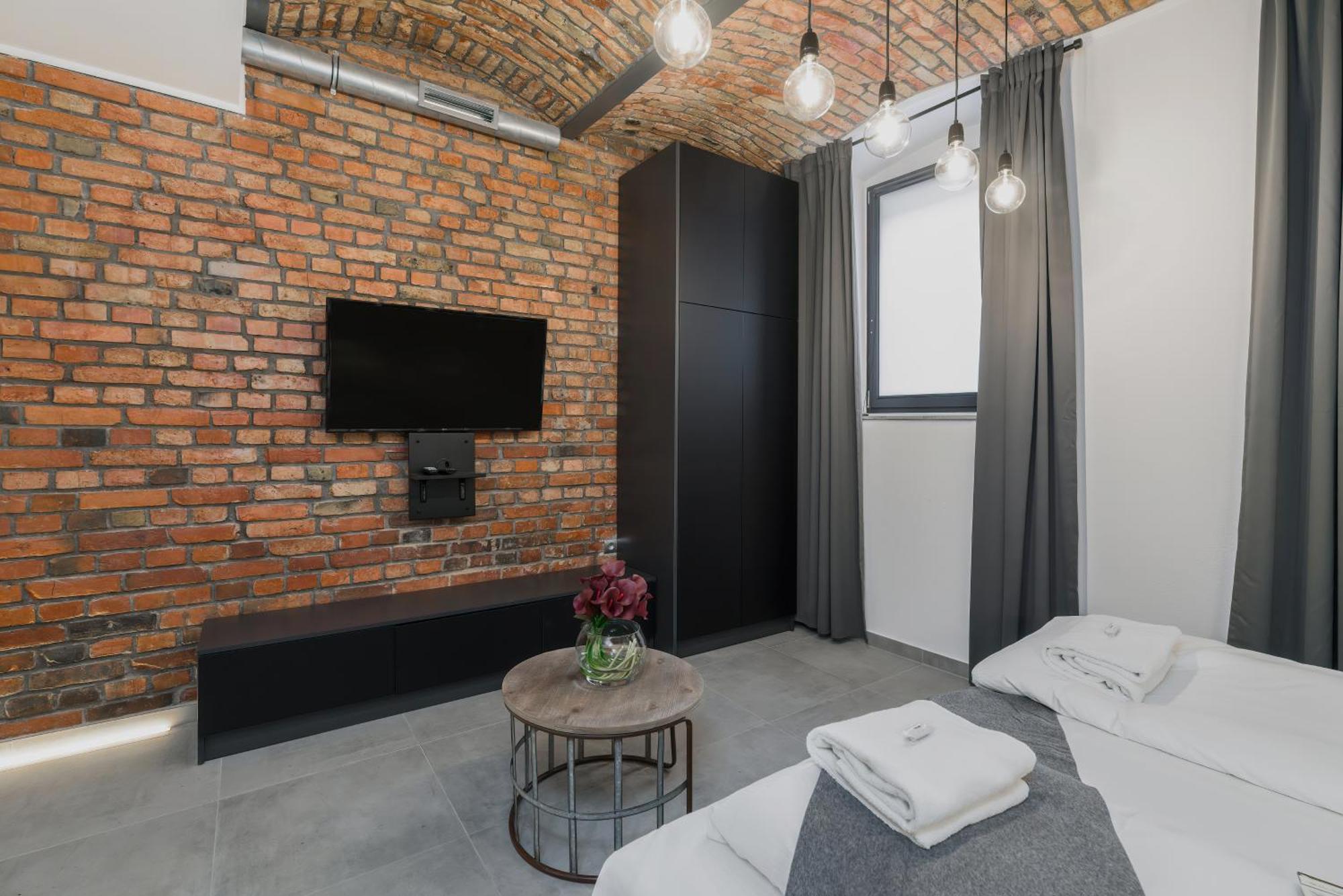 Level -1 Loft Apartments City Center By Renters Poznań Kültér fotó